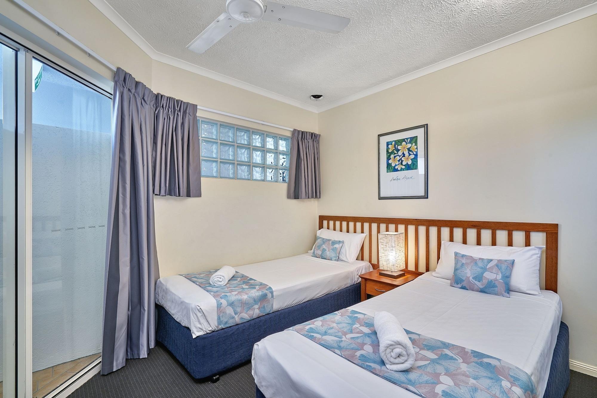 North Cove Waterfront Suites Cairns Exterior foto